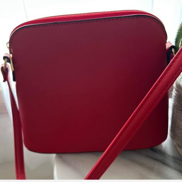 Deluxity red leather crossbody bag - Picture 4 of 5